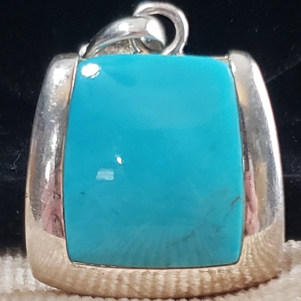 Vintage Turquoise & Sterling Silver pendant